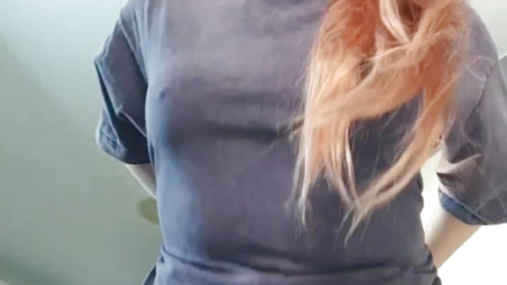 Oversize T hides THIS🙃 - video by Denise__levi_ cam model