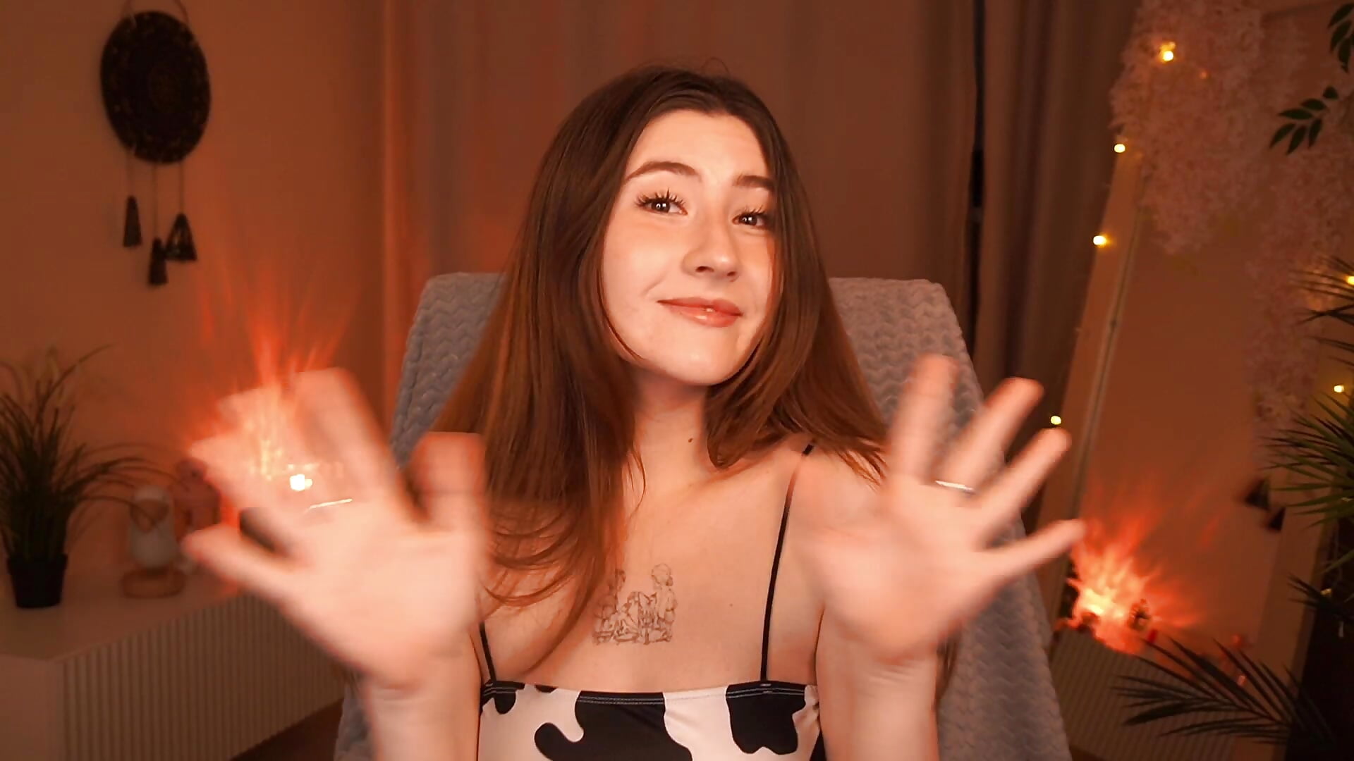 Hi, its me^^ – video od webkamerové modelky MayShawty