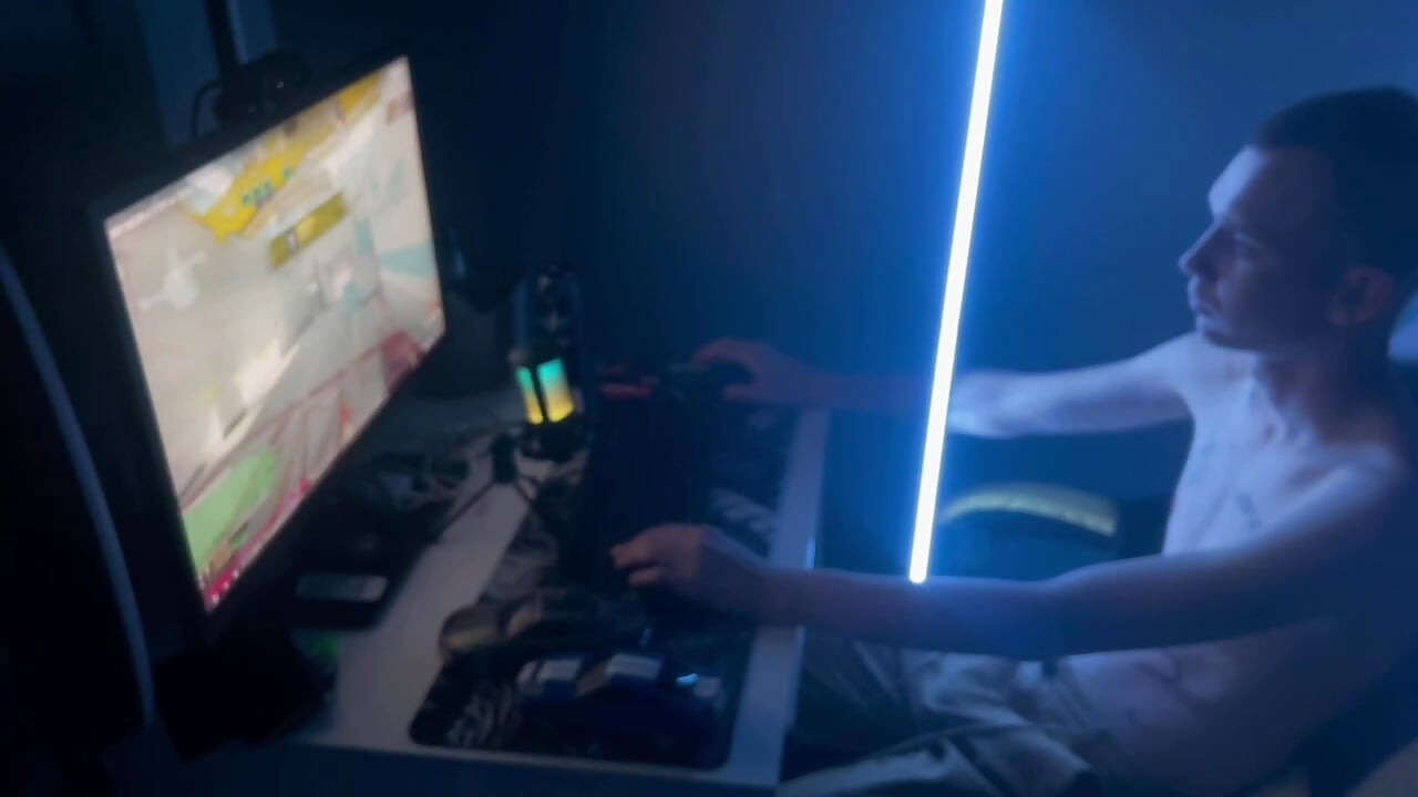 Will u play some games with me? - video by TimBlaks cam model