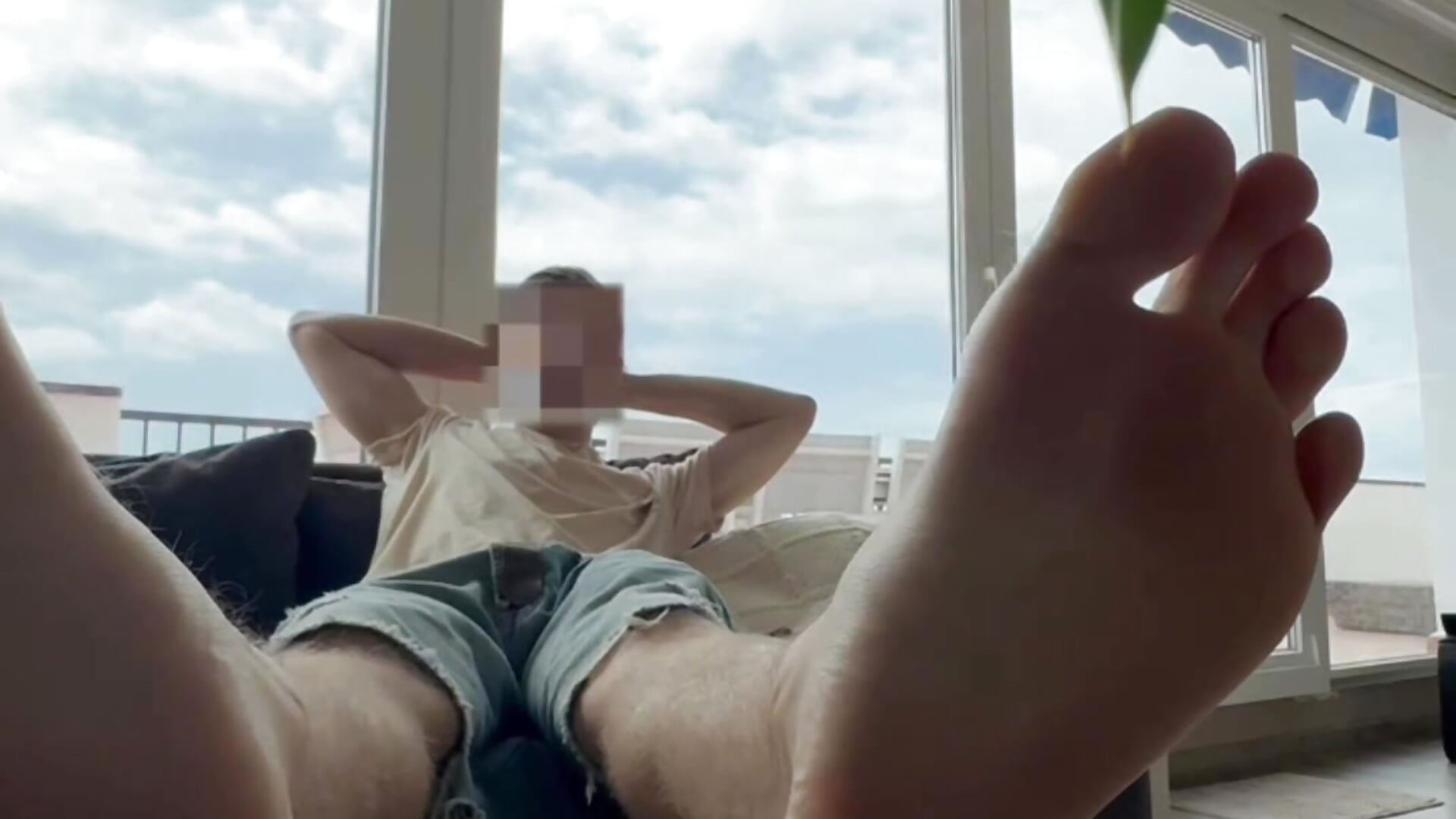 Serve Hermes 🦶🏽 - video by GodHermes_ cam model