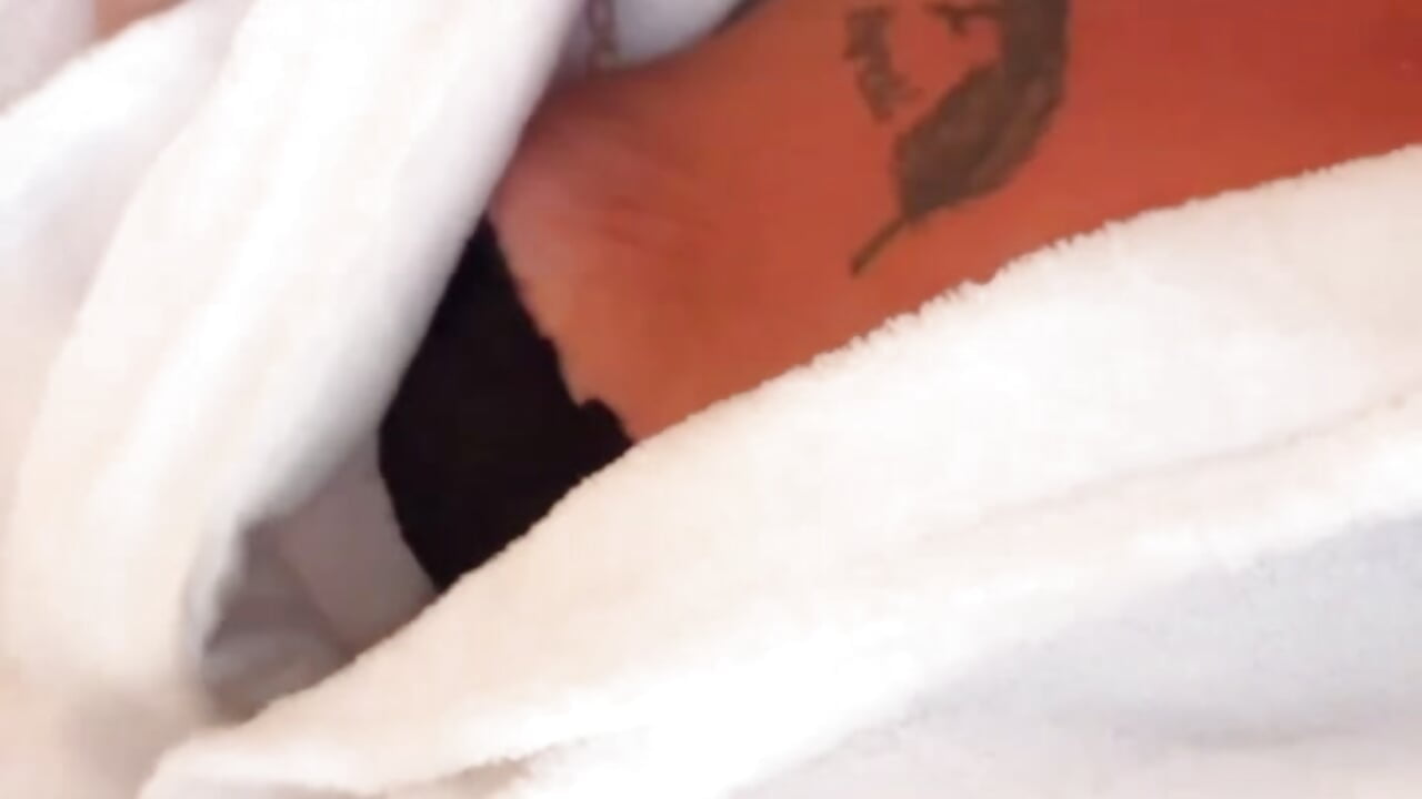 Cuming to bed with Mommy?🤫 - video av Irish_Scarlet cam-modell