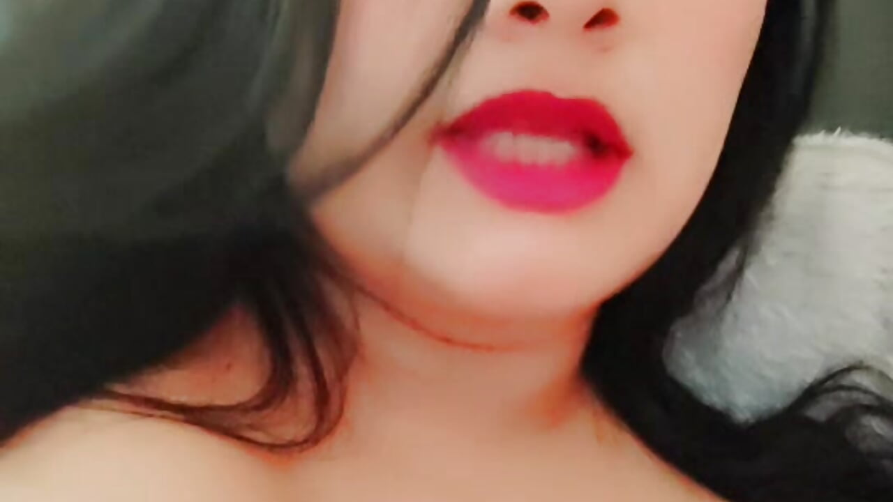 1000000387 - video by Roxiisecretary cam model