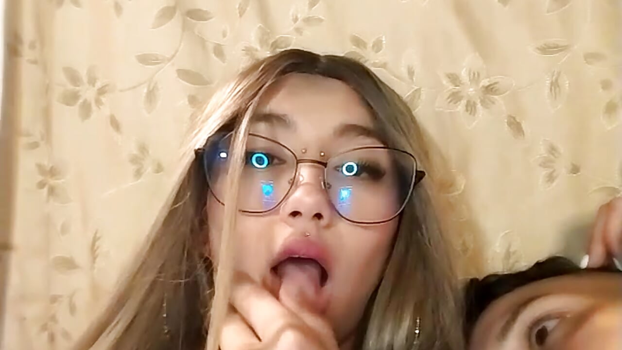 Here the hottest 🫠❤️‍🔥 - clip cu Ariana_bb model videochat