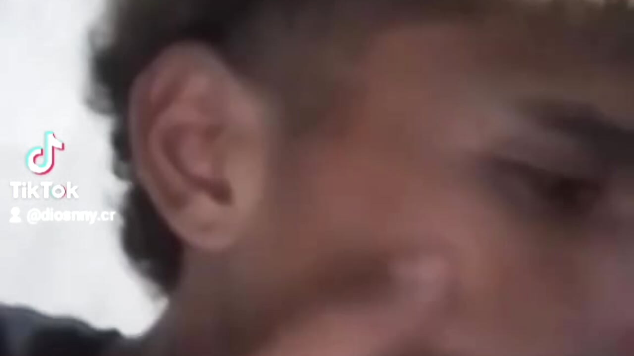 Comelón - video by Diosnny-CR cam model