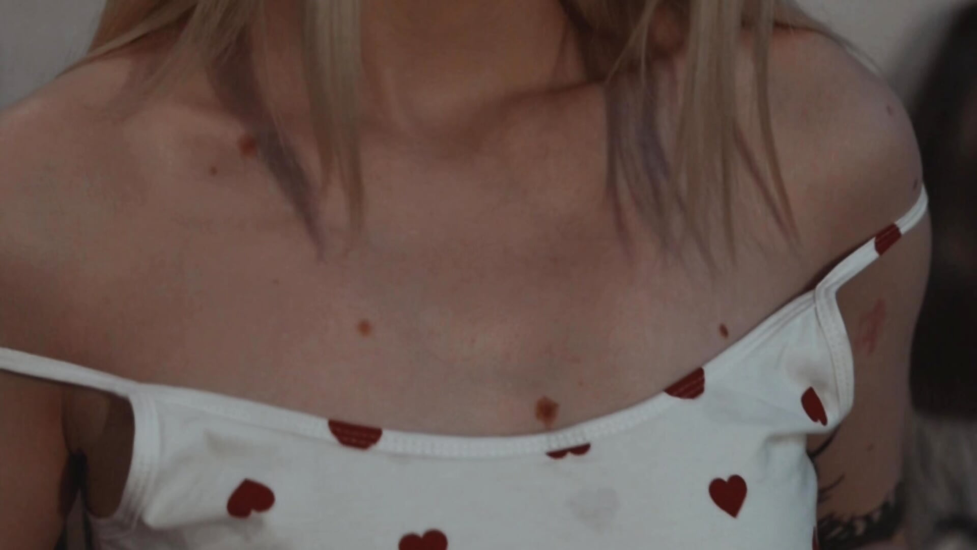 Golden Hour Tease - video by SaraHearts cam model