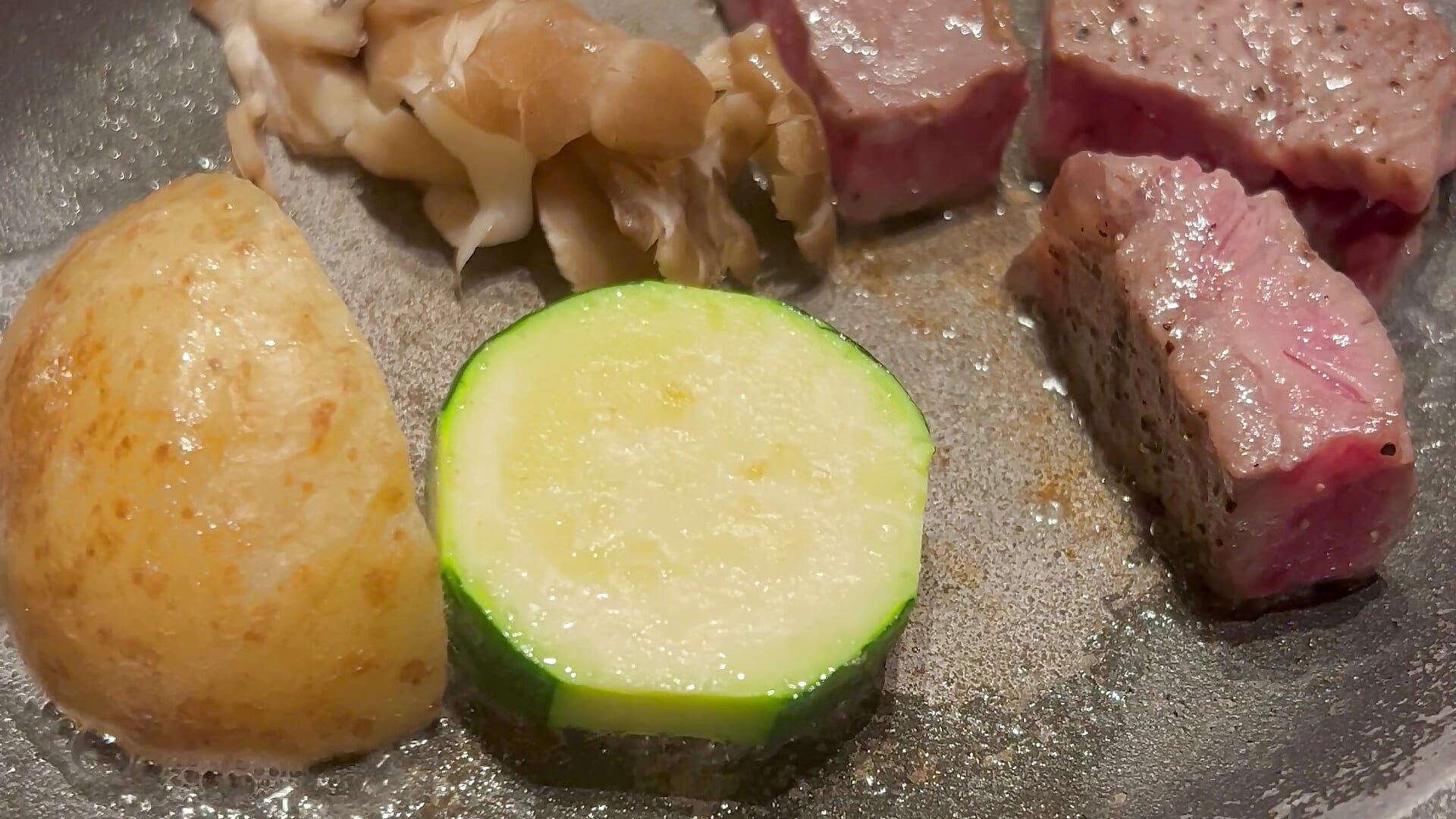 IMG_9908 – video od webkamerové modelky Nagitan_chat