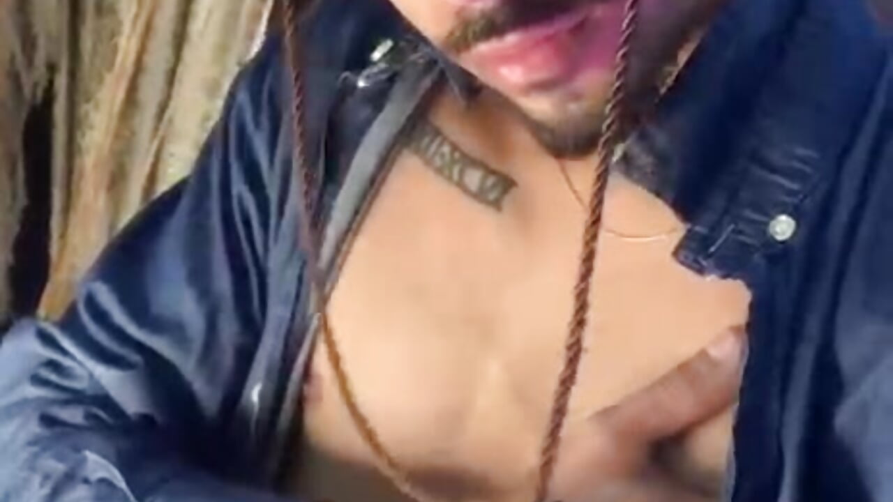 You will ride with my cock full of oil 🍆🐎 - video by JhosuaCollins_ cam model