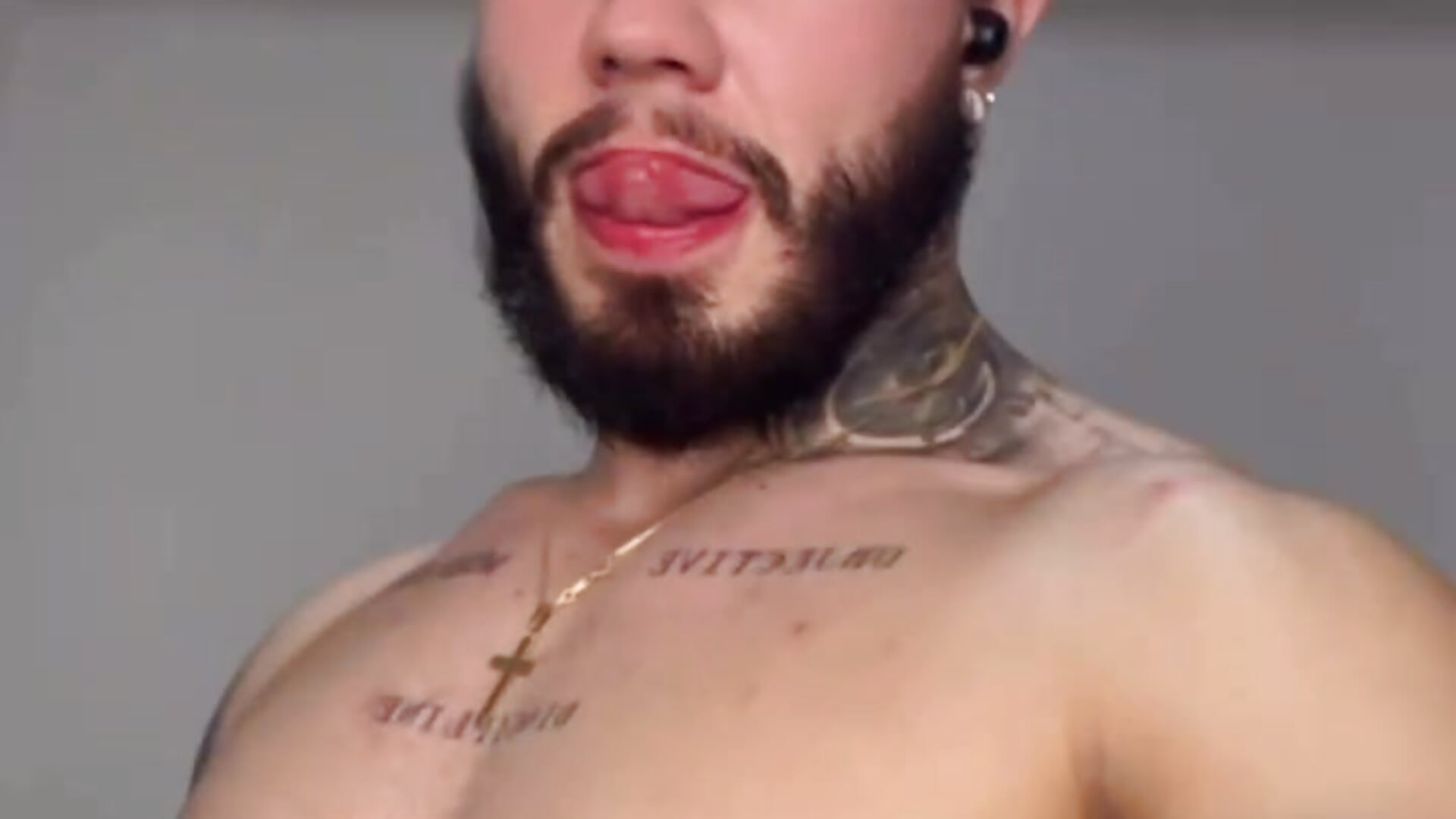 look at me - video by tommyblessd1 cam model