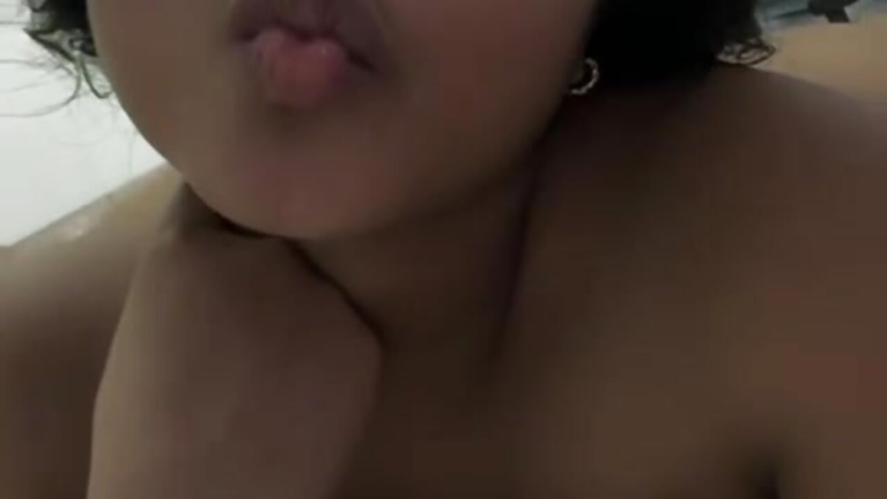 kiss－カメラキャストのRizos_hot_officialの動画