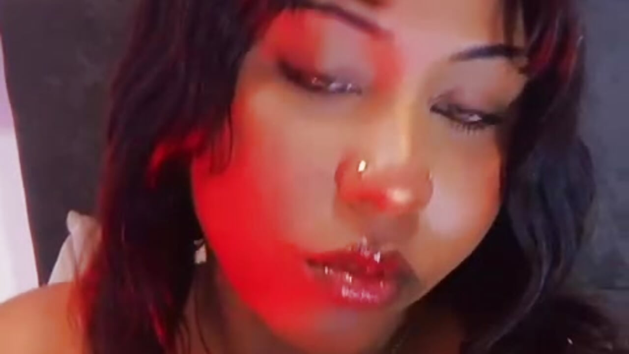 Video de WhatsApp 2025-09-12 a las 09.50.36_578aeeba.mp4 - video by AngelThroatt cam model