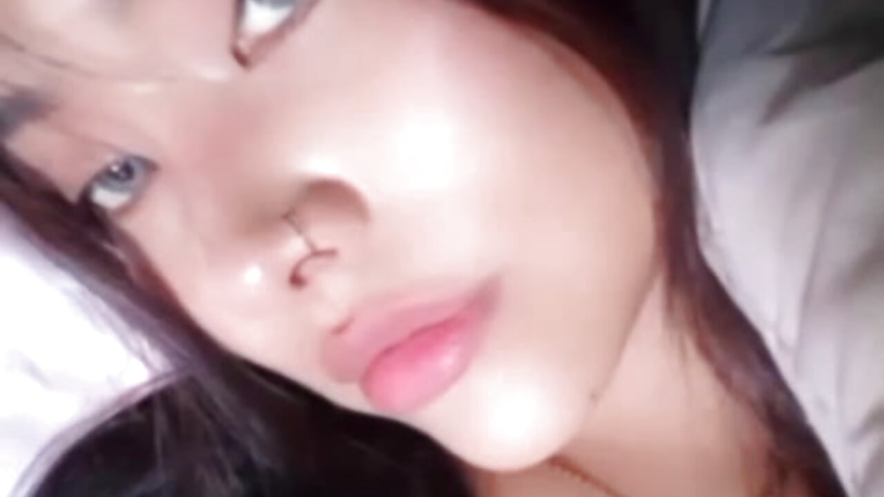 WhatsApp Video 2025-08-11 at 6,15,29 PM - vídeo de Jasmin_Pink modelo de câmara