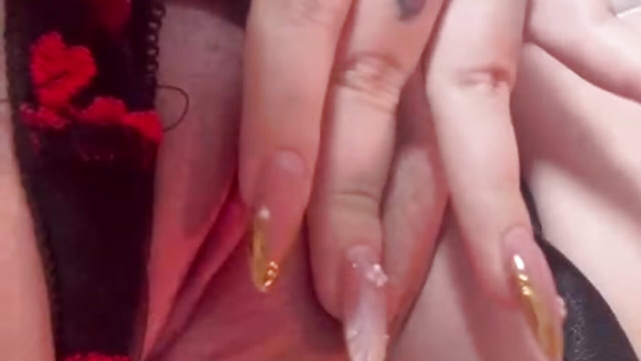 Soft curves, hypnotic moves 🍑💫 - βίντεο μοντέλου MiaaFarrel