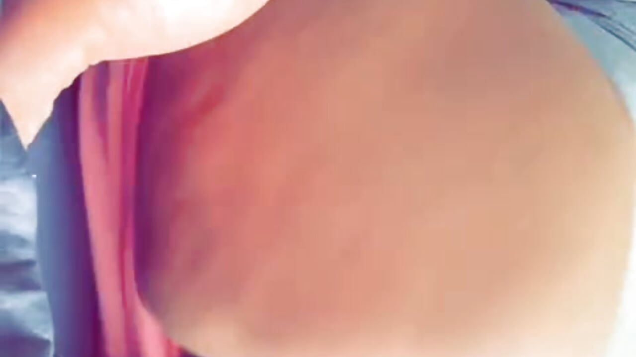 Twerk comme petasss - video by nabillaBeurette cam model