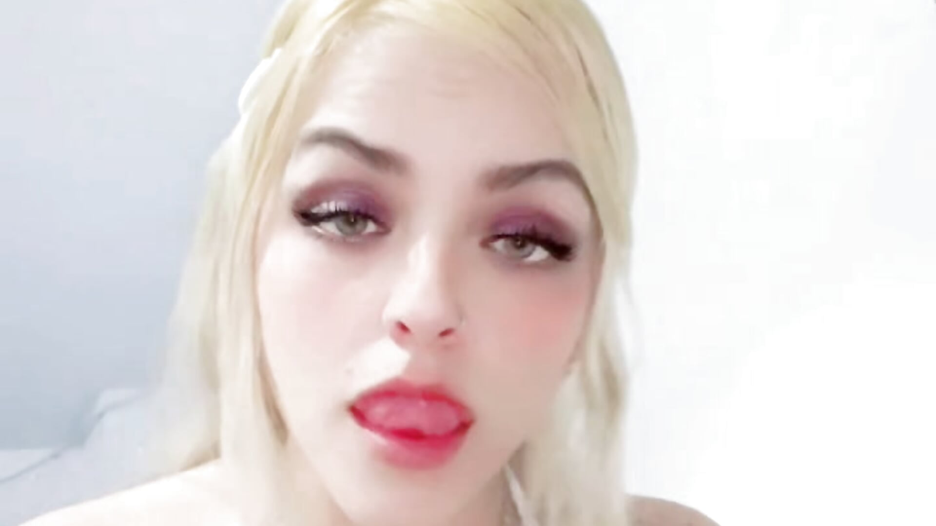 I AM HAPPY ✨✨ - video by Alanna_Grays cam model