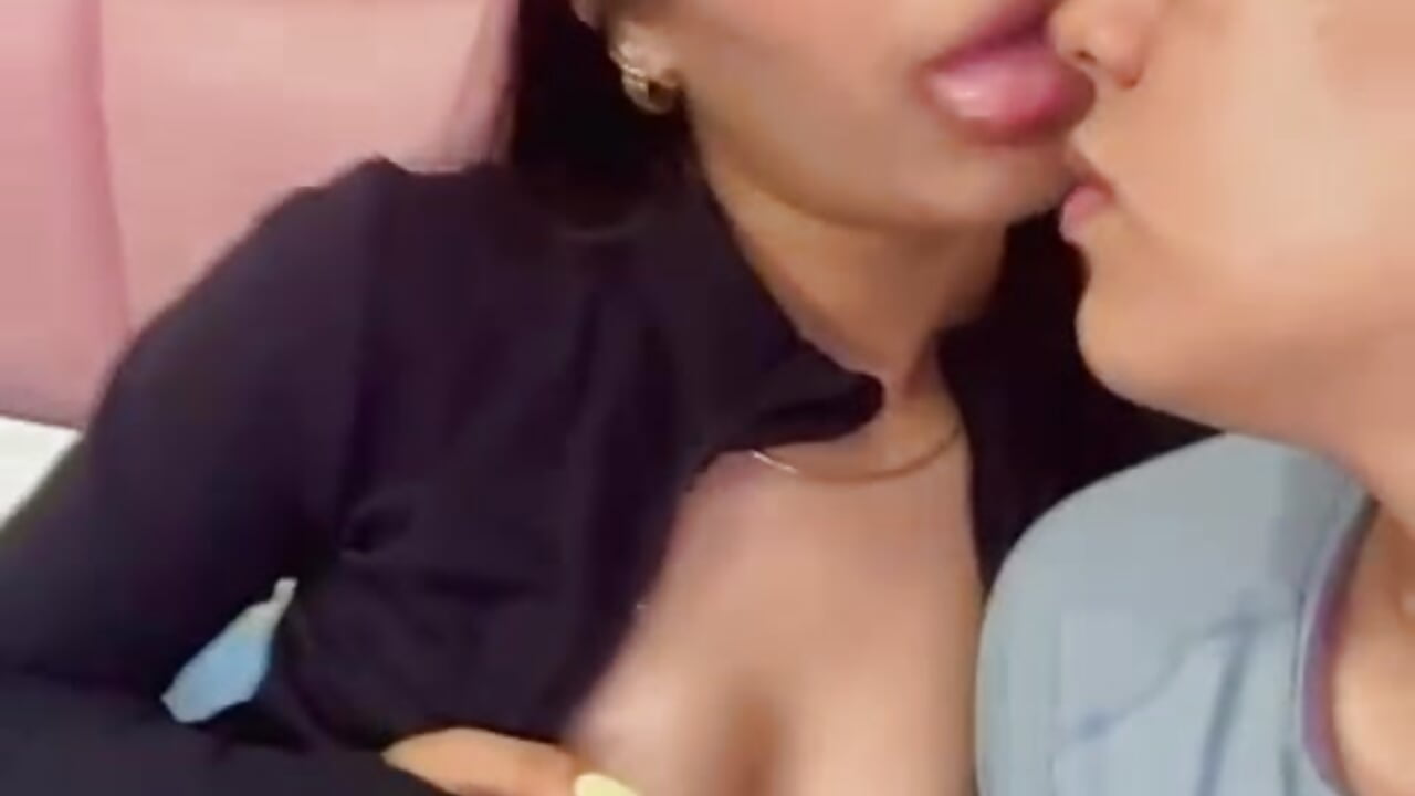 Come and make mischief ♥ - Aliss_Aron adlı kamera modelinin videosu