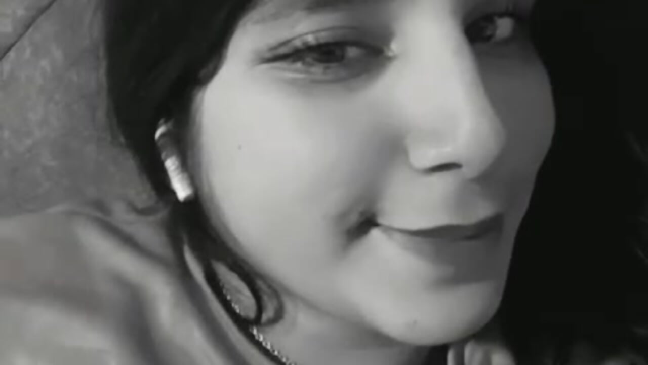 hello guys - clip cu laura_goddess_ts model videochat