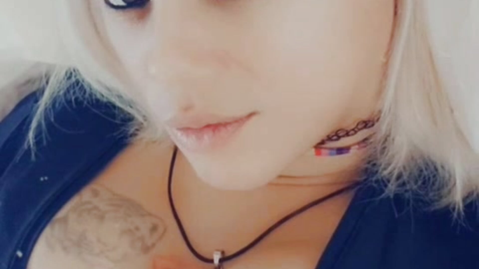 Lay with me - video by GoddessChantelle cam model