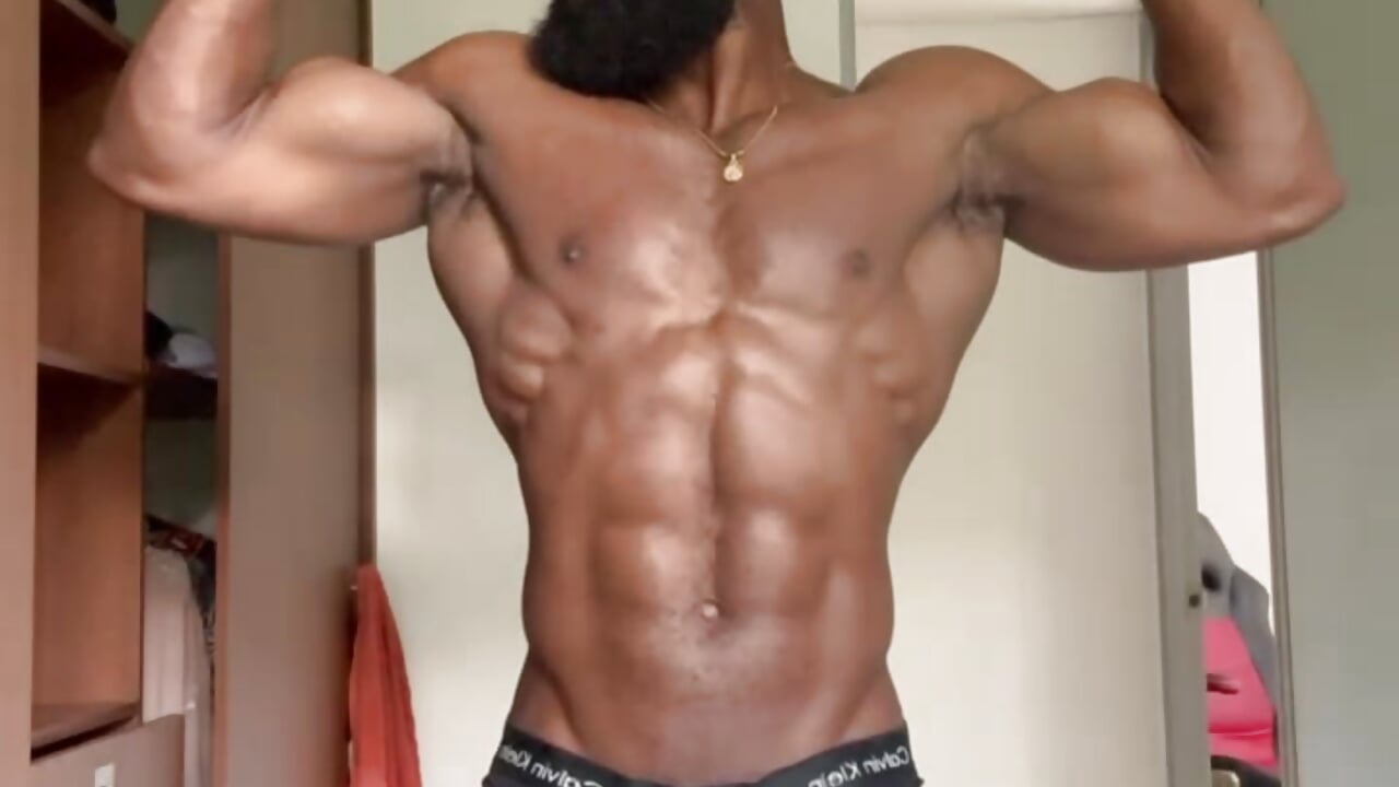 Your passion chocolate - video av james_musclebbc cam-modell