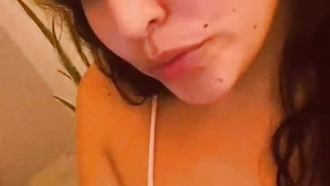 hiii - βίντεο μοντέλου LoanaSantos