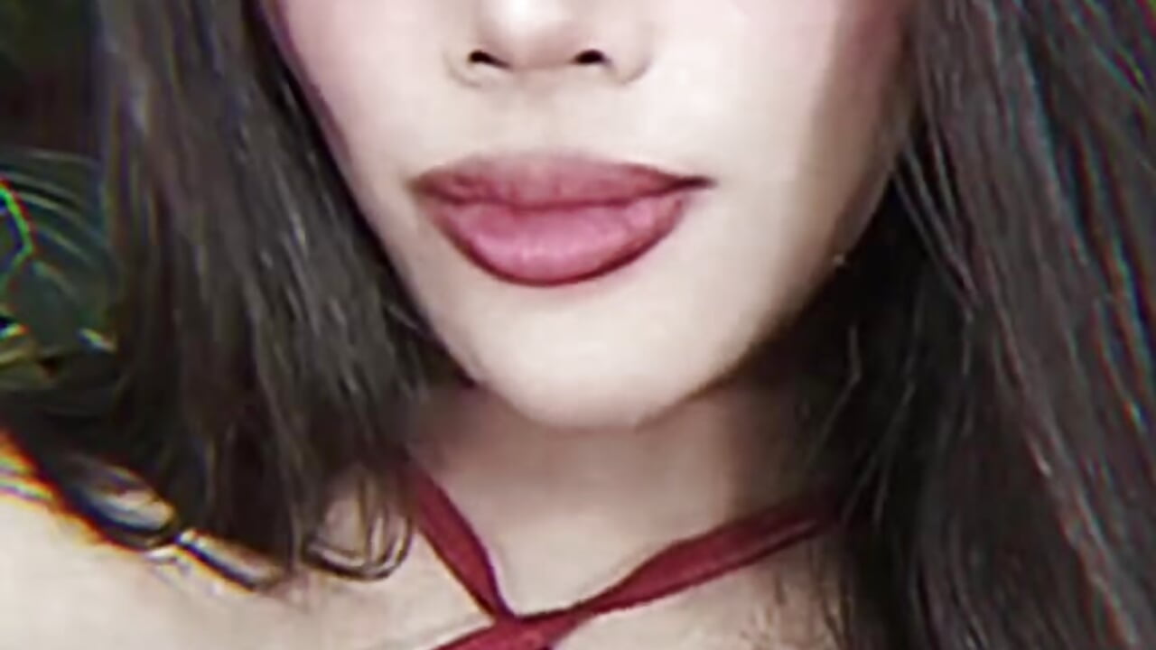 akie - video by xSexyHuge_Sophiax cam model