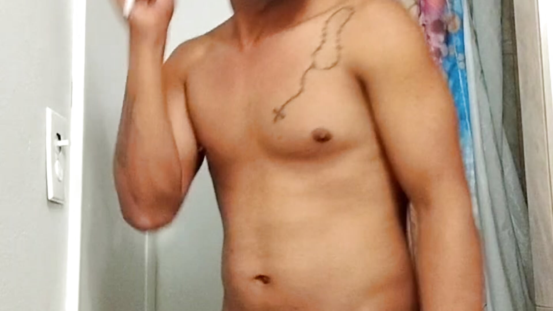 1000091338 - video by tukica56 cam model