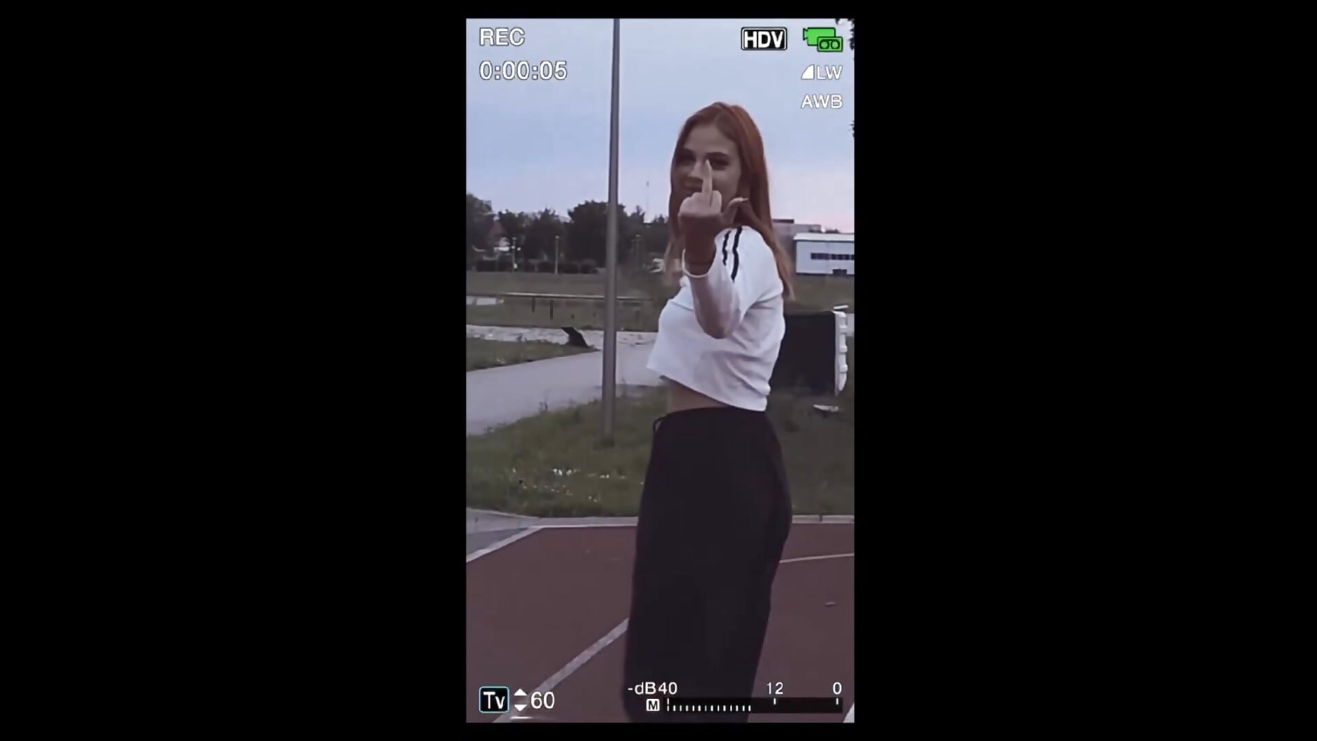 :) - video by linda_leps cam model