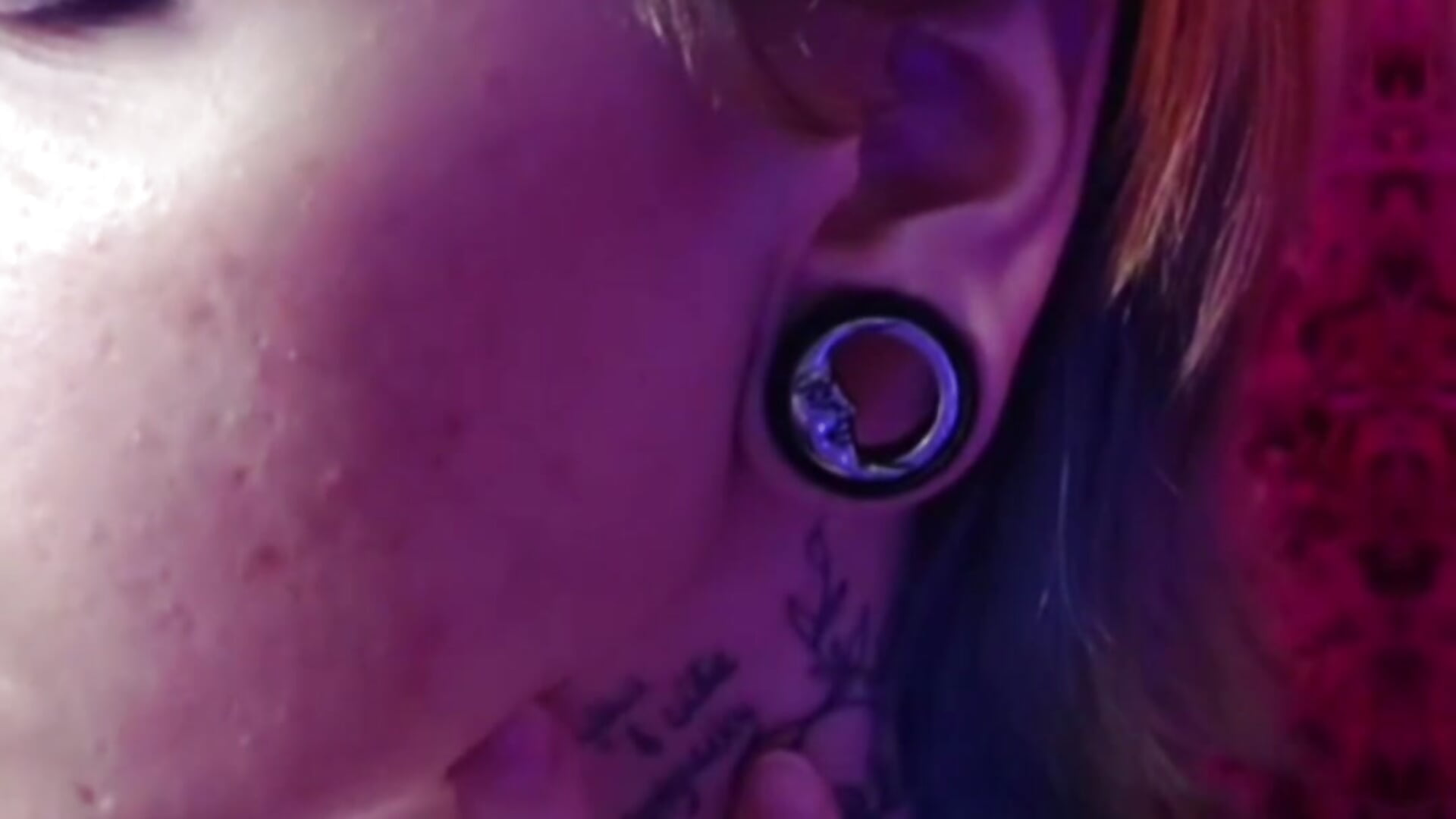 My piercing🧡💙 - فيديو من sweet_posya موديل الكام