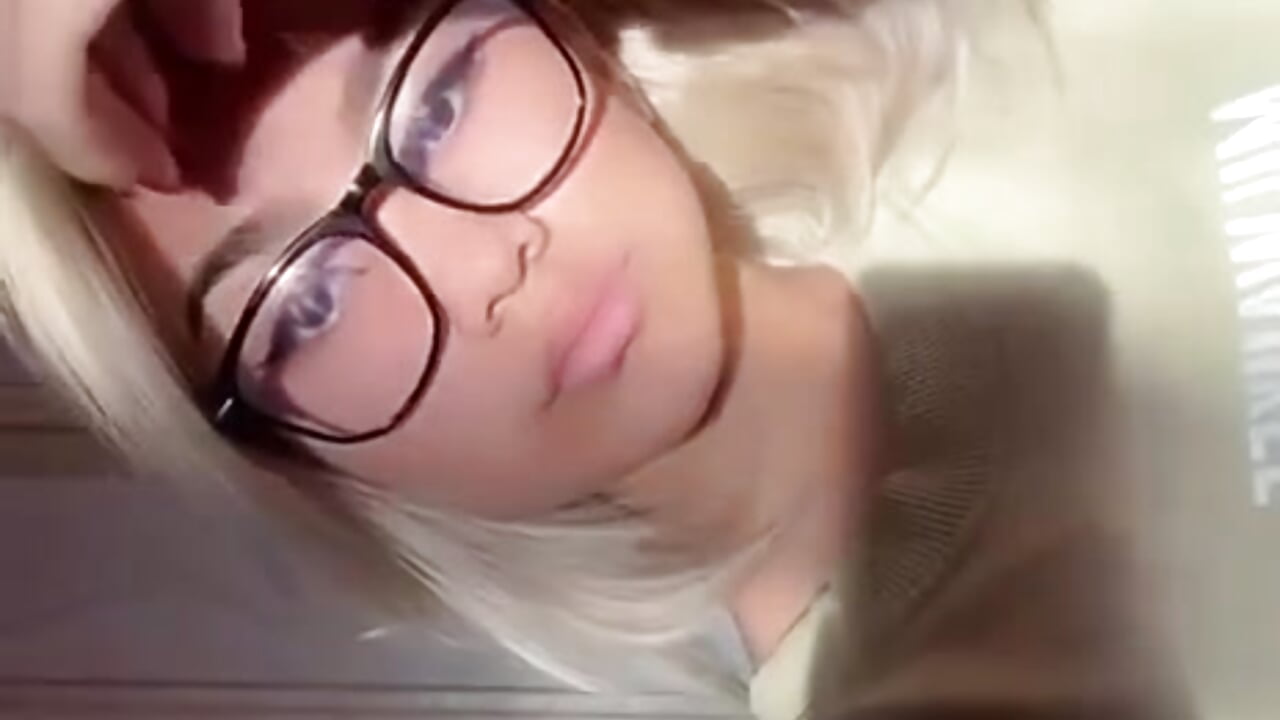 IMG_1651 - video by Aokina cam model