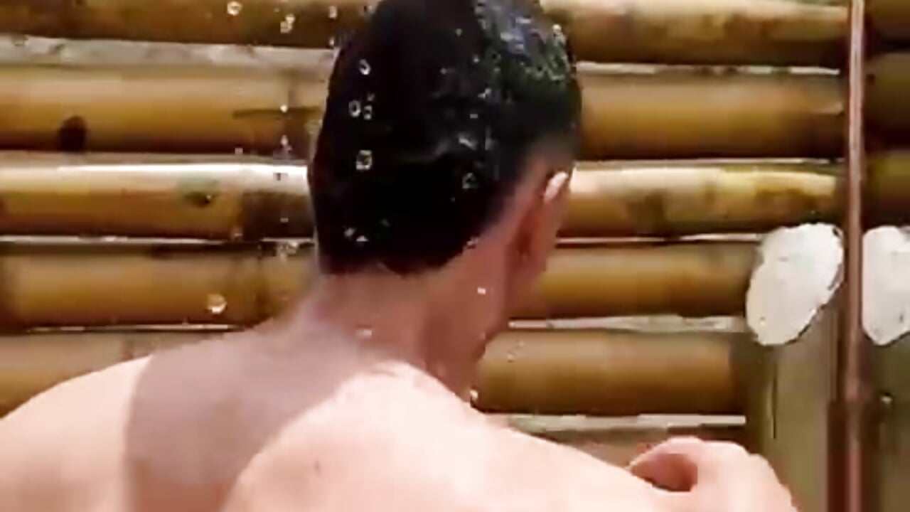 REFRESHING BATH - Video von StephanMyers Cam-Model