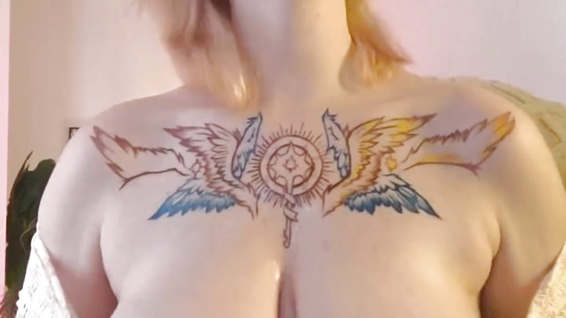 bounce my oiled up tits 😋