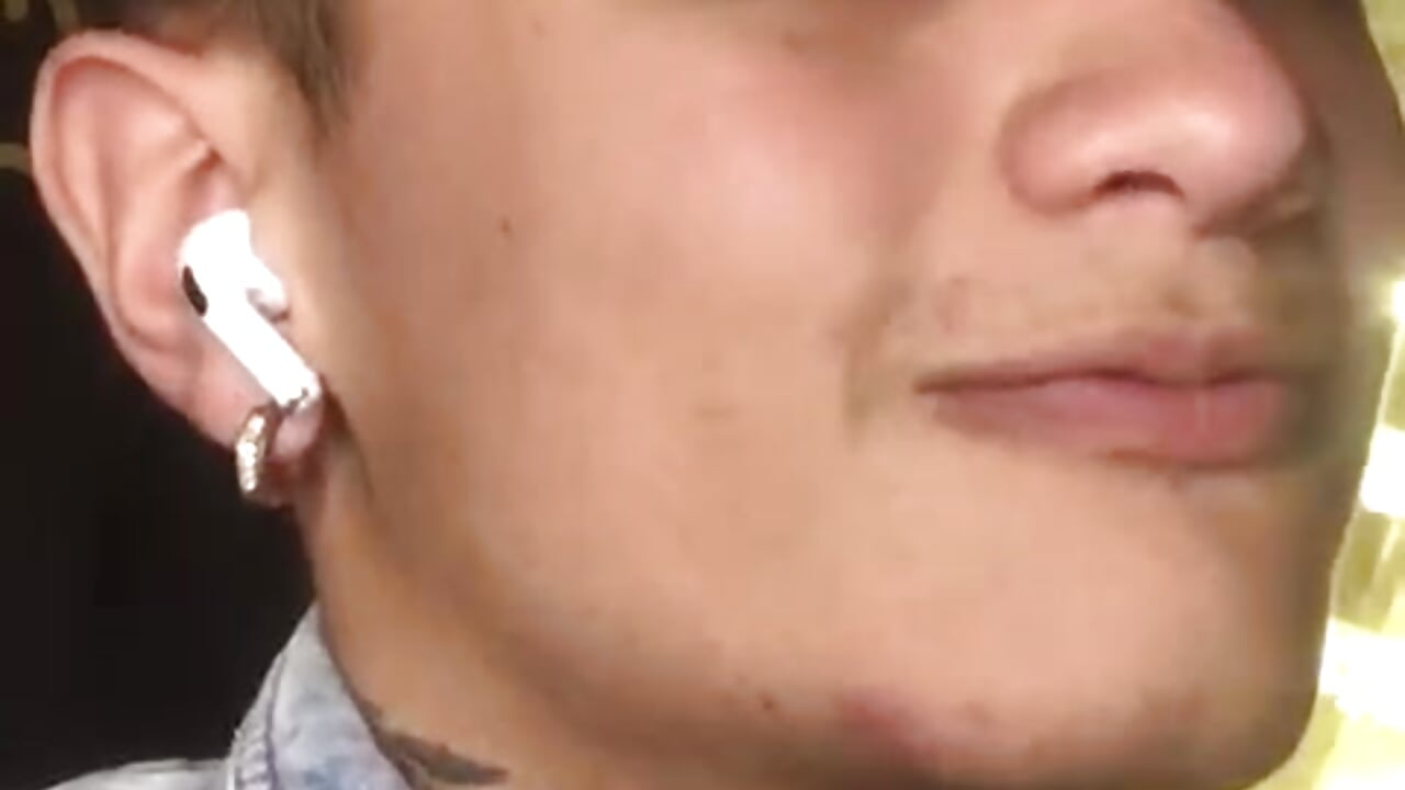 face - vidéo du modèle de showcams SkinnyZetth