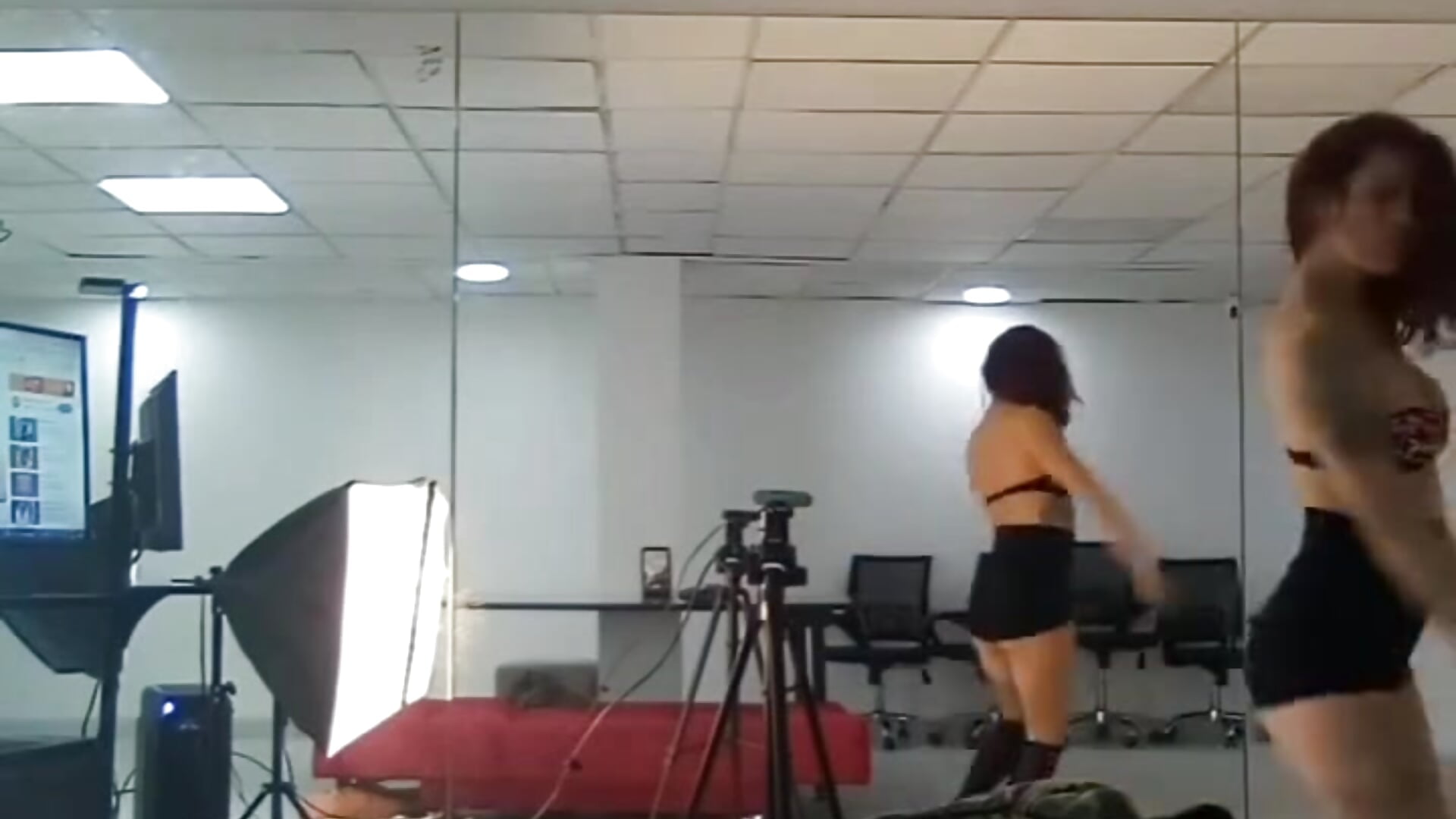 heroic dance－カメラキャストのindigo_thc5の動画