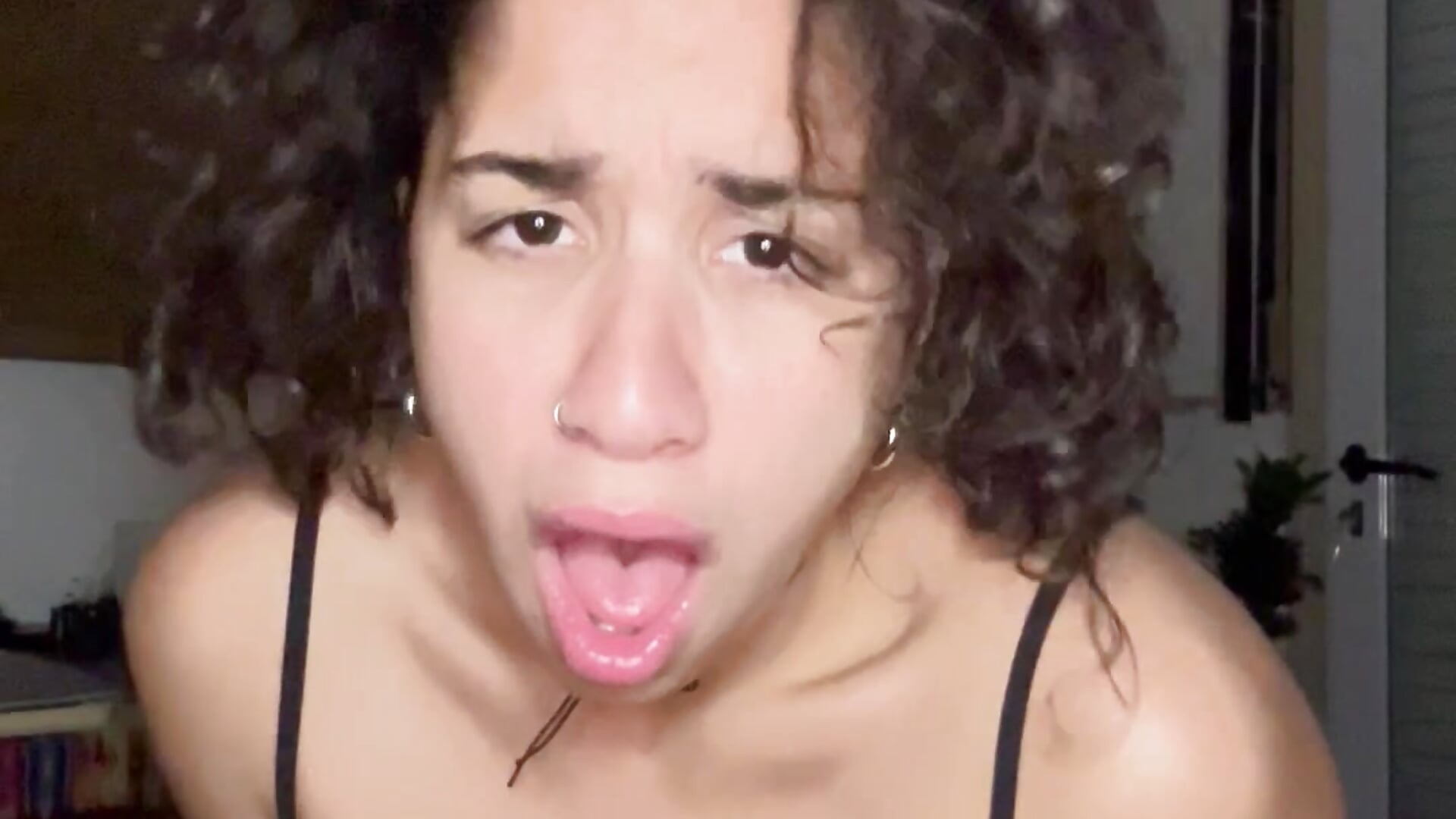 Cabalgando mi dildo 🍒
