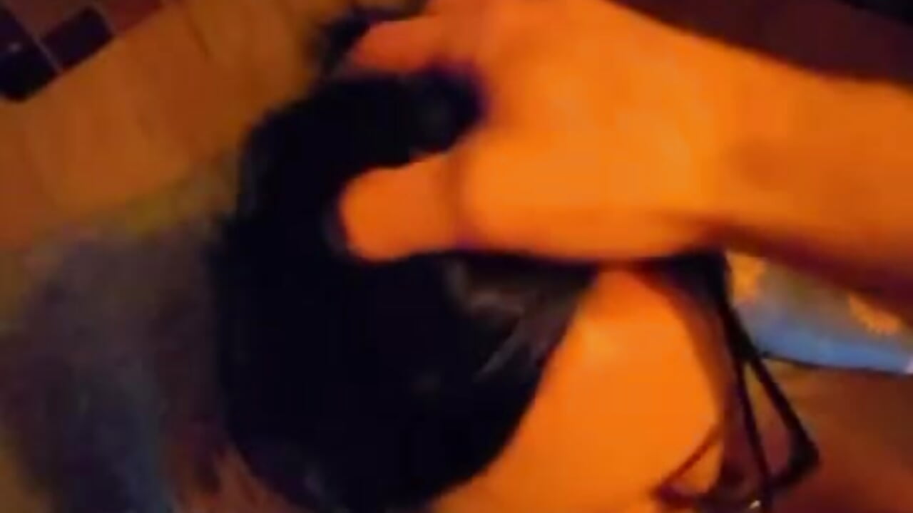 Cum in my face 💦(mit „Boy“) - Video von emmifly Cam-Model