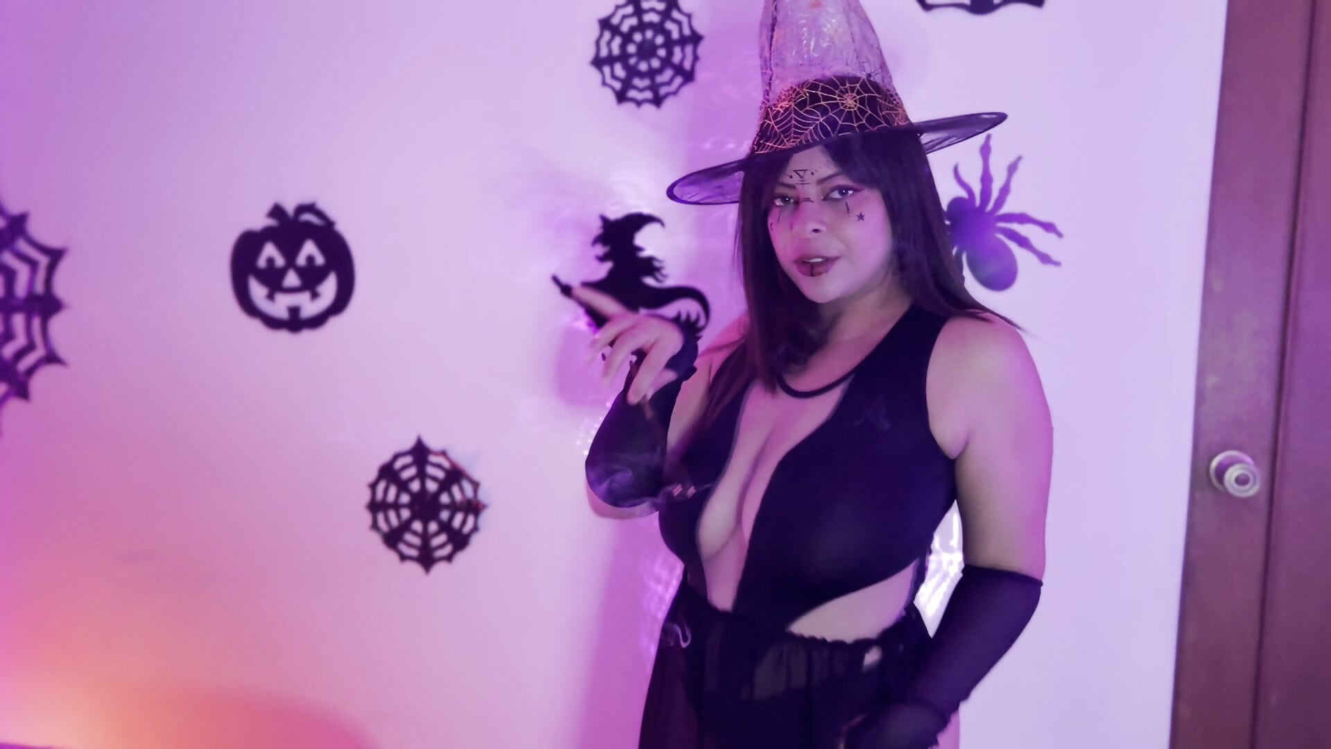Your sexy witch - MiaCollinssx 的视频