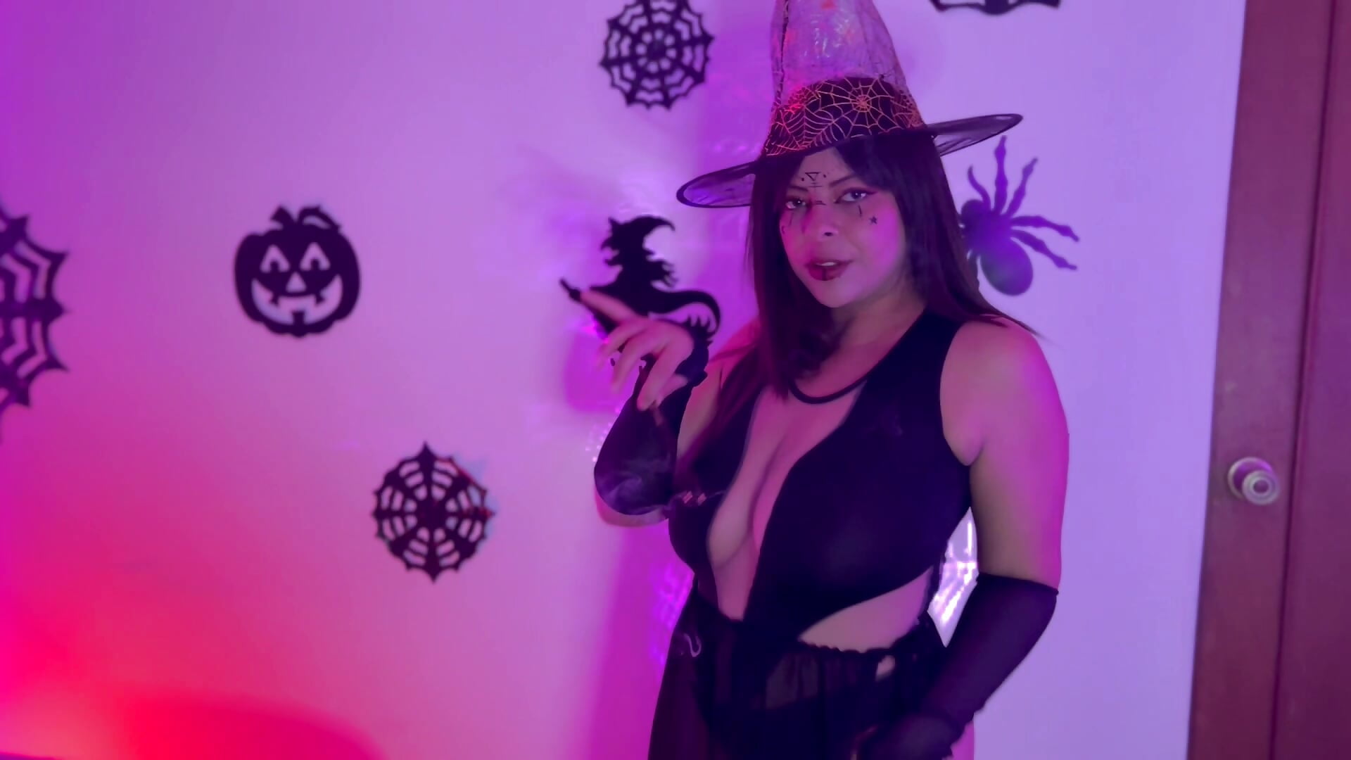 After Halloween - video by MiaCollinssx cam model