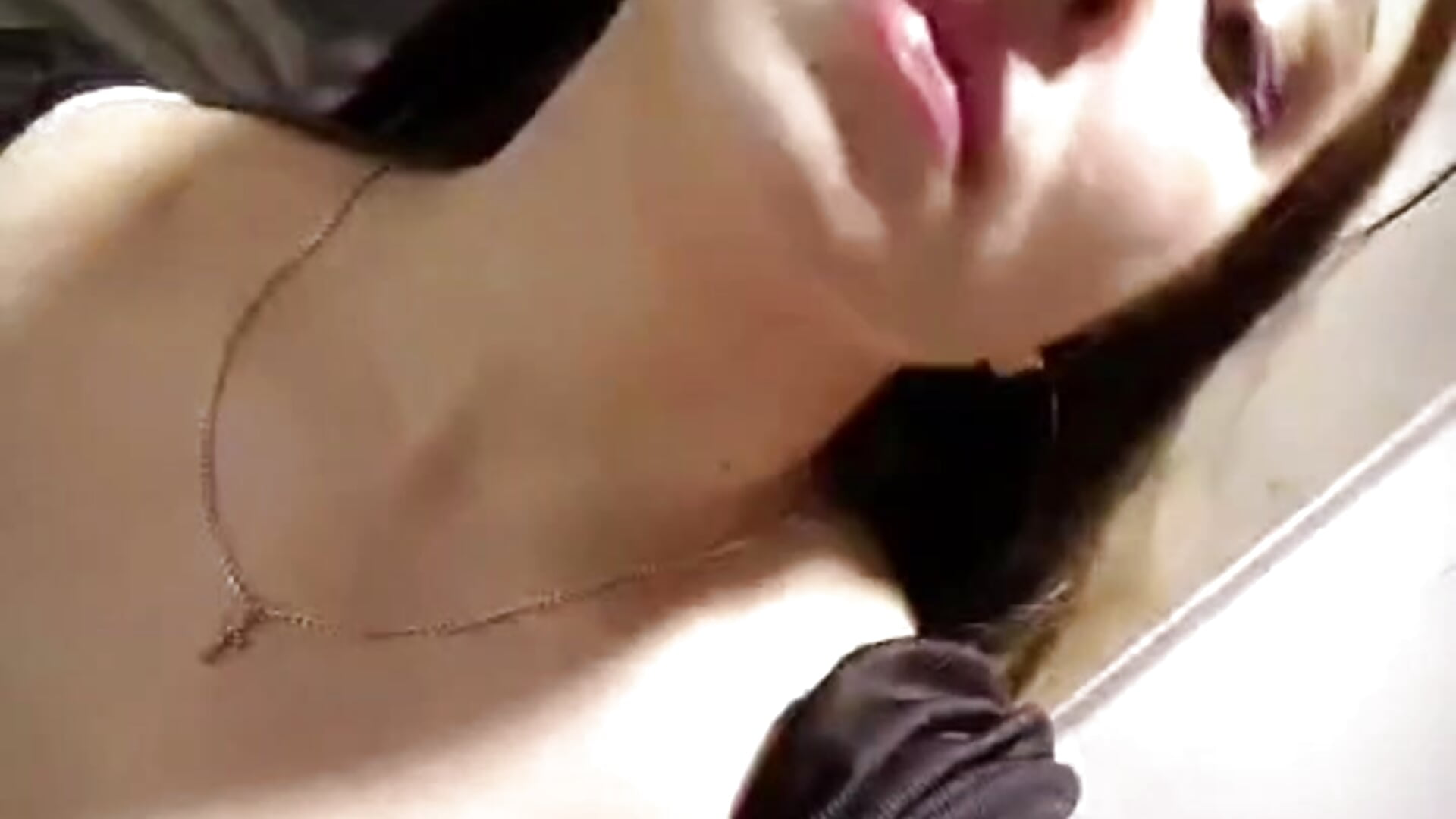 1000116228 - video by caronicole77 cam model