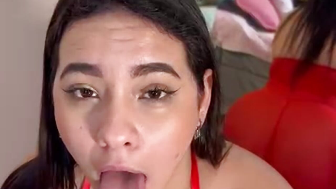 When I suck your penis, my throat craves your milk 🍆💦 - video _miss_mia kameramallilta