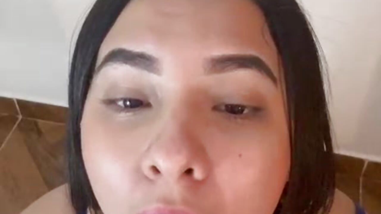 I love how your cock feels in my throat, And what if you come and put it all in? 👅🍆 - video av _miss_mia cam-modell