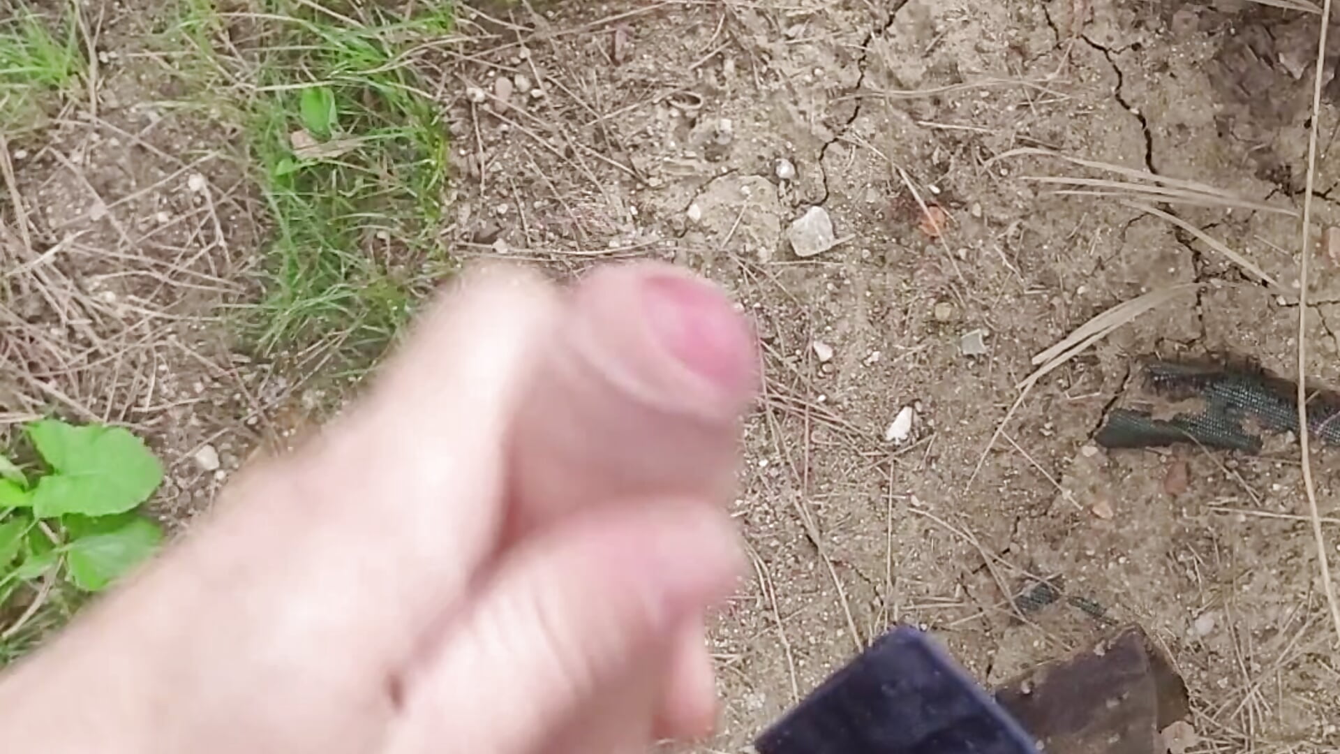 Une petite envie en extérieur hihi 🙈🙈 - ক্যাম মডেল seee5928-এর ভিডিও