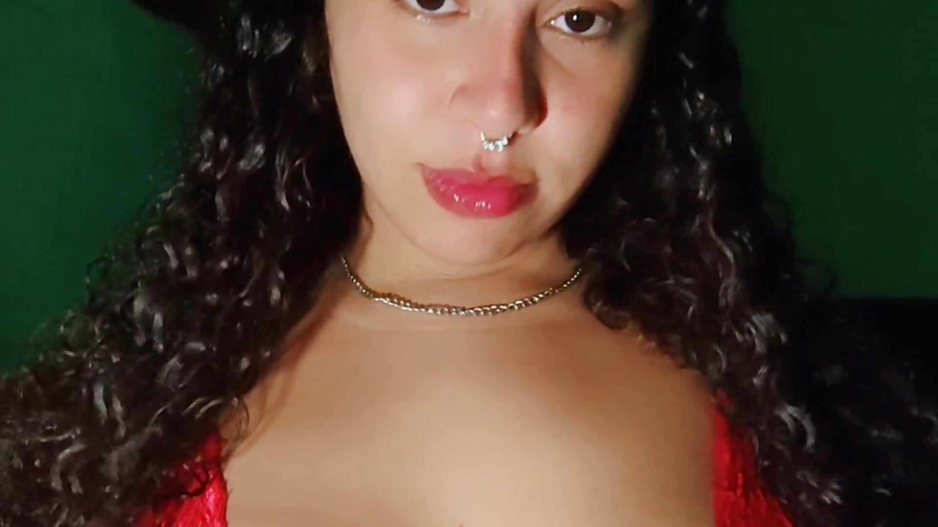 De lingerie vermelha ❤️ - video di A_maddy modella di cam