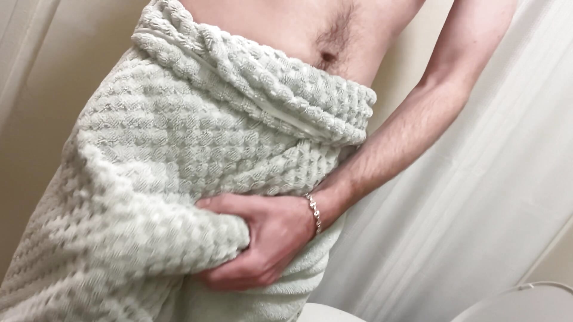Towel Time - video by Zluxx cam model
