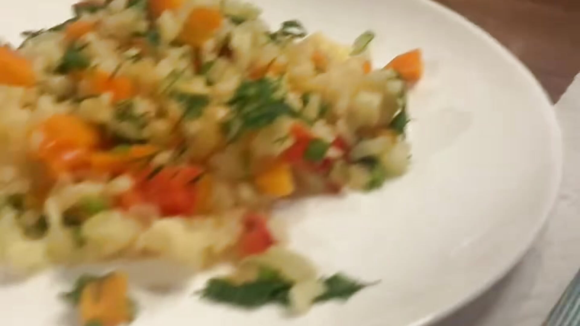 My dinner... I cooked it with my own hands. I'm waiting for your compliments... - video oleh model kamera Alice_Ayra