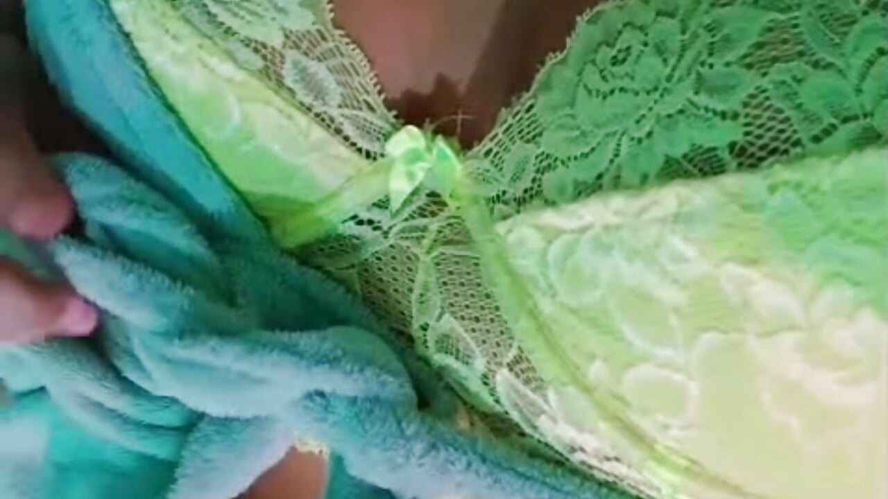 Sedução - video av AuroraChest cam model