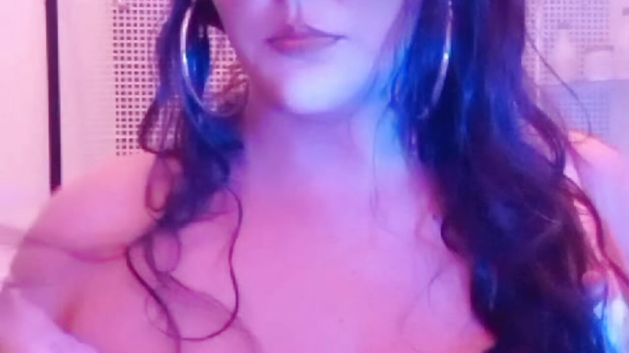 Leite - video av AuroraChest cam model