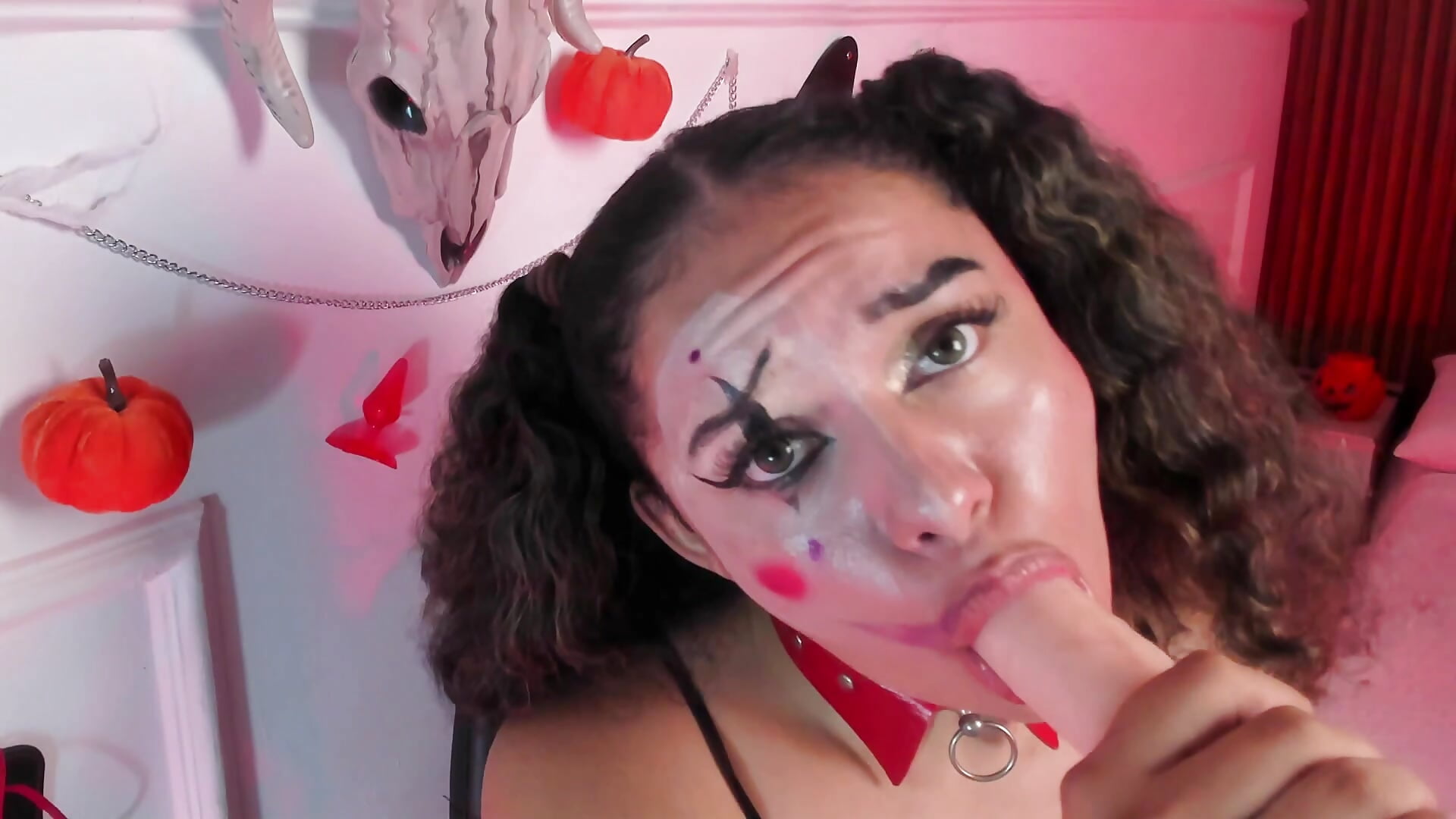 Gagging hard, drool on my chest 👅💦 - video by Kristenbread cam model