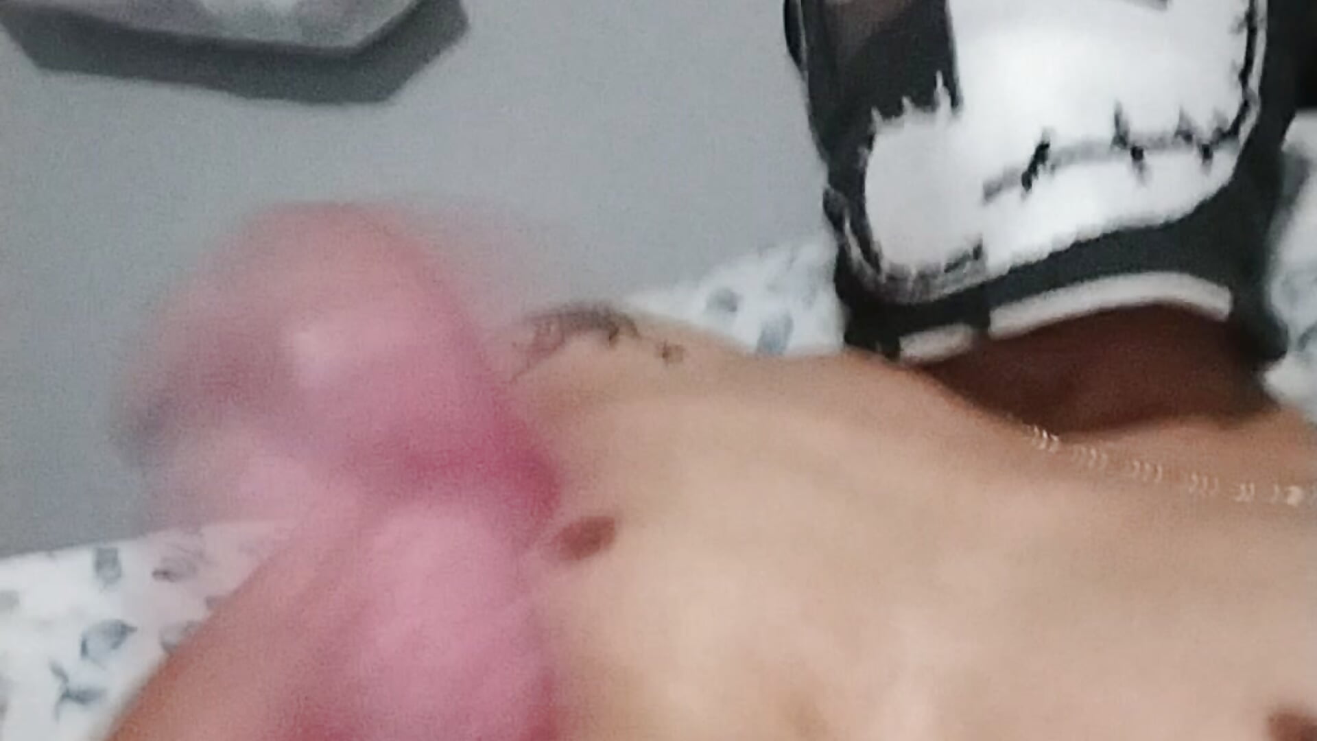 1000045180