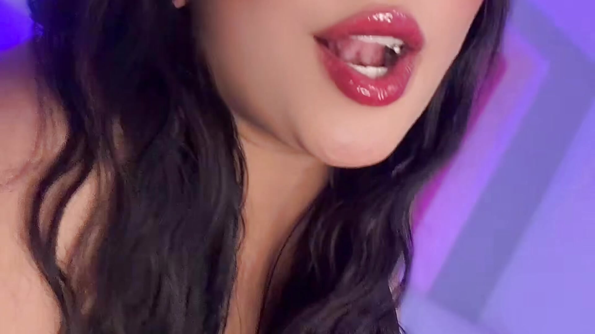 Come discover what I have for you… 😘🔥 - clip cu _SofiaMiller model videochat