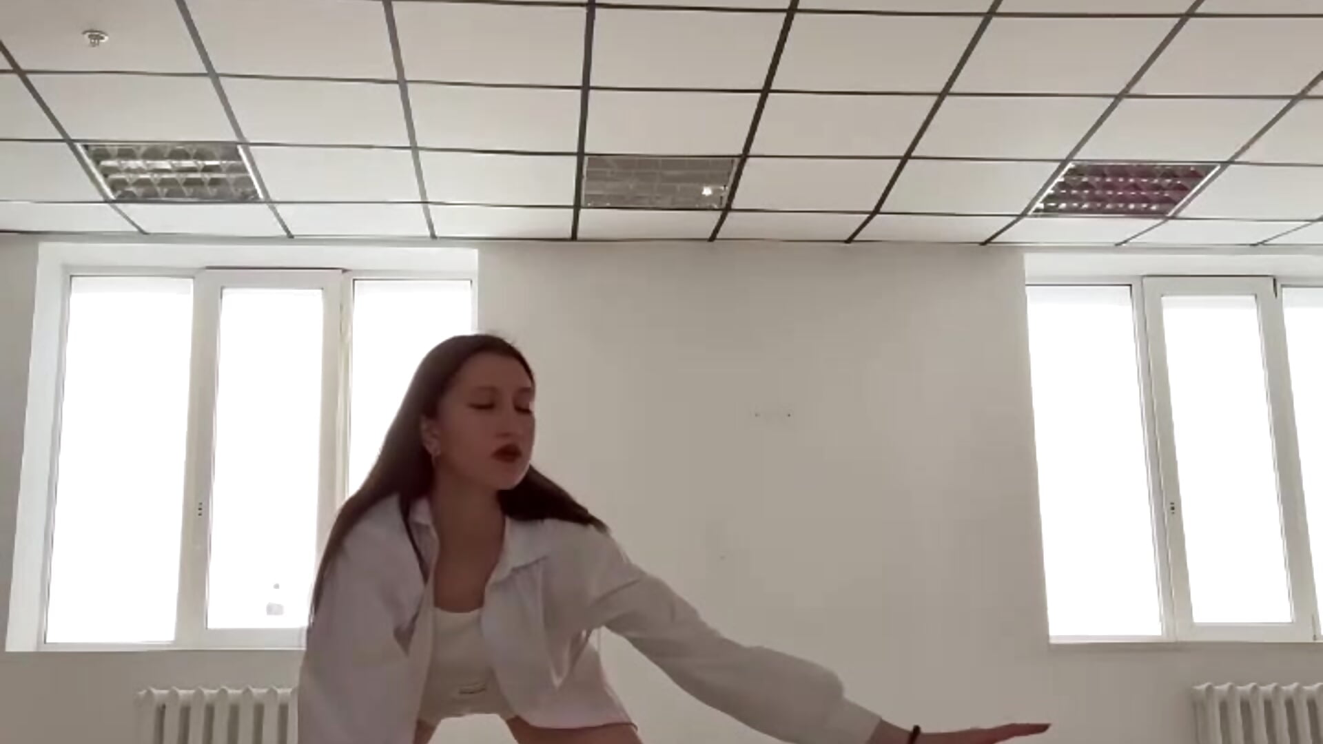 Sexy dance:) - video by Shyselly cam model