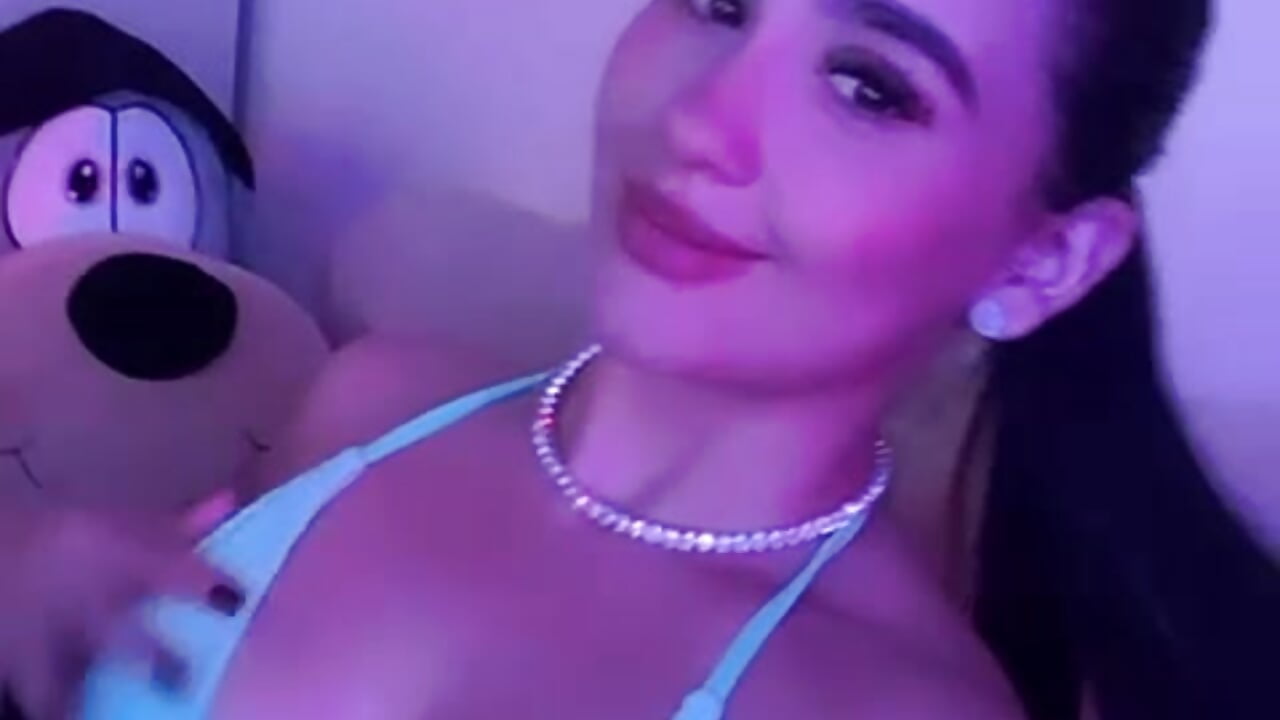 sweet eva✨ - video by EvaaMuller cam model